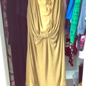 BCBG : Baby got BACK! sexy dress